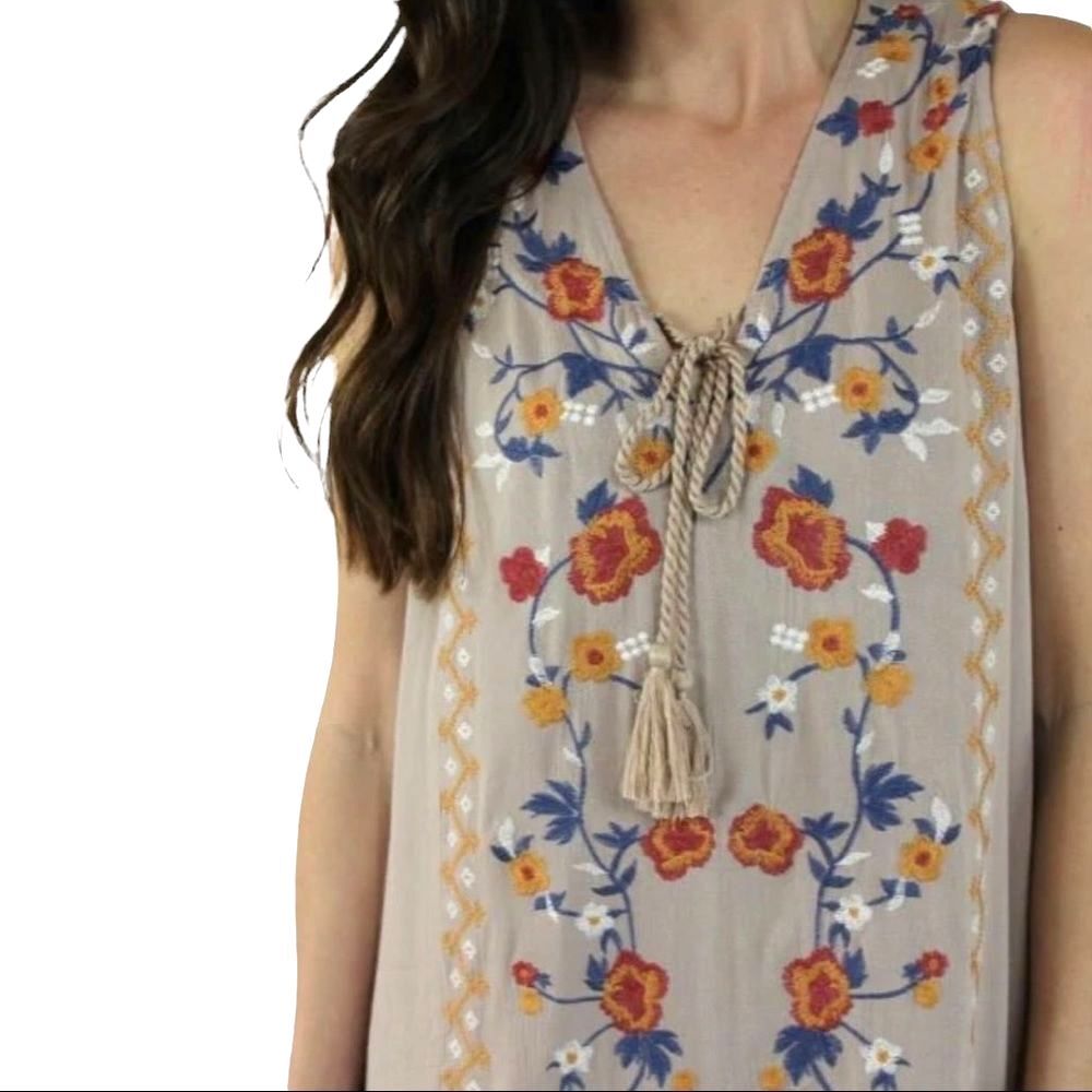 L love Embroidered Sleeveless Tier Dress Medium